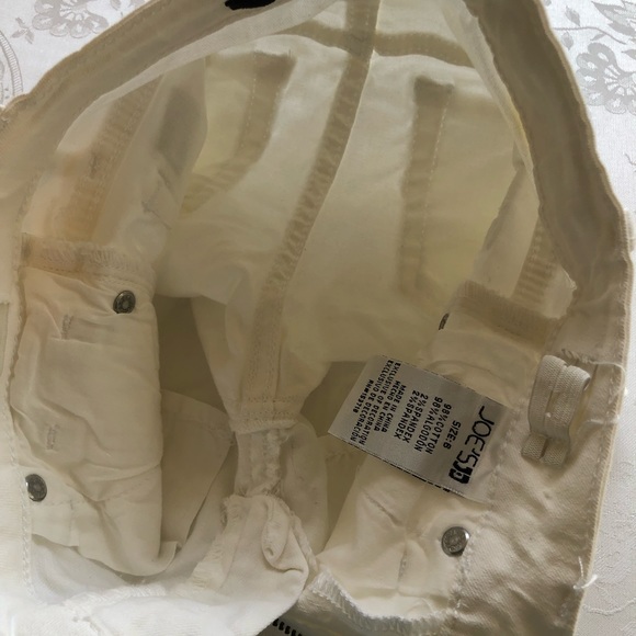 Joe’s White Embroidered Denim Jeans Bermuda Shorts Gurls Size 6 Elastic Waist - Picture 6 of 14